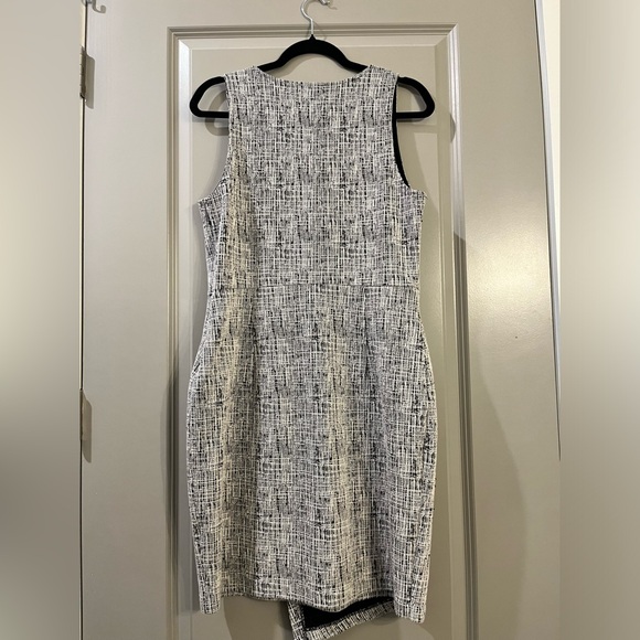 L, EXPRESS Black and white tweed Dress - Picture 2 of 7